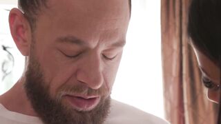 Tattooed Amateur Wife Deepthroats Bearded Pool Man's Massive Cock While Husband Watches