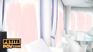 itsPOV - Nudist tenant Esperanza del Horno welcomes you