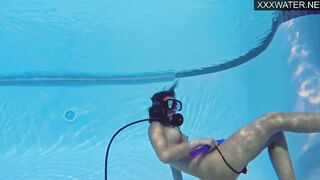 Lana Tanga shows underwater orgasms to you
