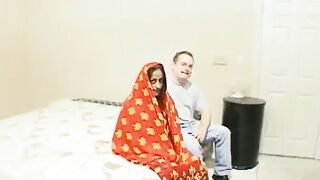 punjab hoe inside sari blows meaty boner while getting fucked