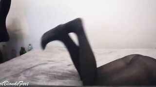 I love her Legs - Miley Grey