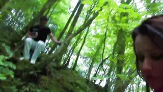 Wir trafen uns im Wald um laut zu ficken
