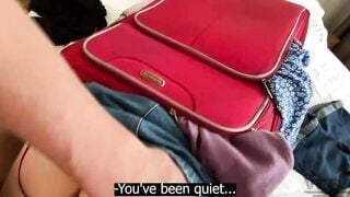 STUPID SISTER STUCK INTO A SUITCASE AND I CUM INSIDE HER SNATCH