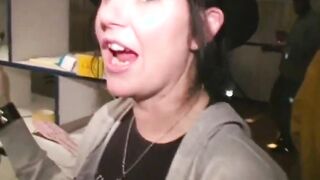 Foursome – 19 year old fuck into all directions