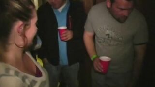 Foursome – 19 year old fuck into all directions