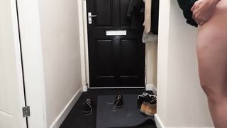 Delivery Dude Knocked on the Door as I Screwed my Wifey and I let him Nailed her while I See.