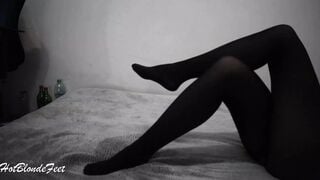 Goddess Blonde Has Foot You Need To WATCH! - Miley Grey