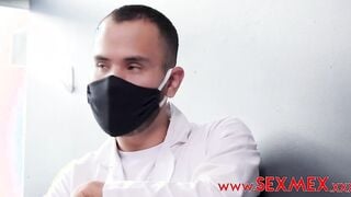 CLAUDIA VALENZUELA - Pregnant woman gets nailed by a weird gynecologist. Is he really a doctor? / Pregnant woman is penetrated by a rare gynecologist. Is that man really a doctor?