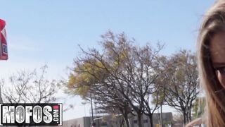 Mofos – Jordi Helps Great Hot Tourist Kinuski And As A Thank You She Fucks His Brains Out