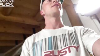 Fit 19 Year Old Dustin Scores New PAWG Halle