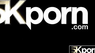 5KPorn - Keira Croft Spreads Her Crazy Sexy Butt For Fucking