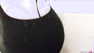 German Older Nicole into Amateur 3 Way with two Friends of Son