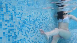 Just underwater feet play into waterpark