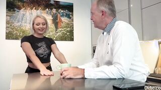 Barely Legal likes grandpa's huge phat dick in her tight twat
