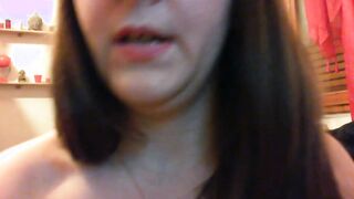 Italian schoolgirl pisses in her tight yoga leggings