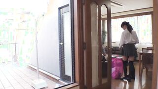 https://bit.ly/3CWhGnG　My friend J○'s sister is tempted to performance her leggings with a tiny devilish smile! The stuffy lingerie straddled the face and were violently tampered with ...[Part 1]