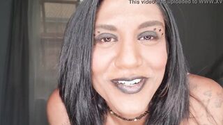 Punjab bimbo wearing african lipstick wants her lips and tongue rapped around your cock and taste your lips | close up | bondage