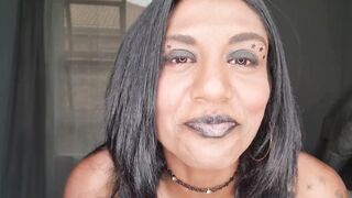 Punjab bimbo wearing african lipstick wants her lips and tongue rapped around your cock and taste your lips | close up | bondage