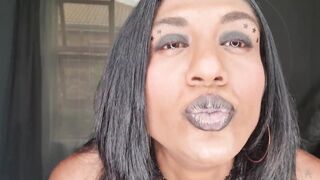 Punjab bimbo wearing african lipstick wants her lips and tongue rapped around your cock and taste your lips | close up | bondage