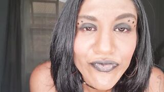 Punjab bimbo wearing african lipstick wants her lips and tongue rapped around your cock and taste your lips | close up | bondage