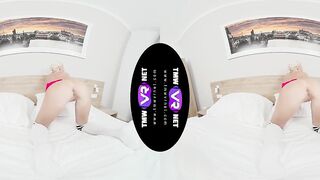 TmwVRnet - Lovita Fate – Blondie’s solo party inside bed