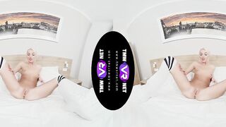 TmwVRnet - Lovita Fate – Blondie’s solo party inside bed