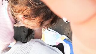 A Quick Oral Sex on the beach with people close by