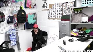 Manipulating Teens Thief to Suck My Dick - Teenrobbers.com - Penelope Woods