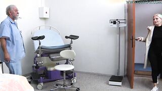 Sabine (23) Gyno Exam
