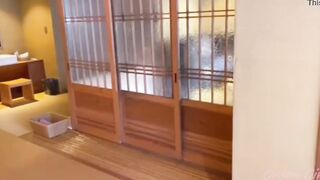 Traveling alone by a woman Minakami Natural Bae Spring inside Gunma Prefecture [Nachi Journey]