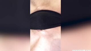 Elastic labia fun