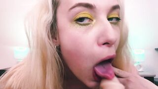 I AM OILED UP, BLOWING MY SEX TOY AND FUCKING MY SNATCH