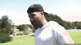 Paris White dig cum on her toes by huge ebony dick
