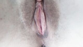 Amateur Hot Finger Fucked Her Pink Snatch Closeup Till She Jizzes and Play Huge Natural Boobies