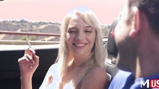 MMUS=LAA0001 =Charming Sensual Blonde Kenna =James