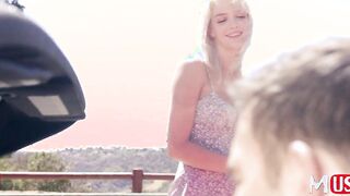 MMUS=LAA0001 =Charming Sensual Blonde Kenna =James