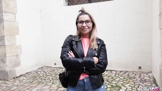 GERMAN SCOUT - CURVY COLLEGE BIMBOS VIVENNE PICKUP AND SCREWED AT STREET CASTING