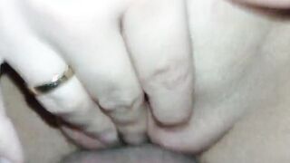 She jizzes when I cum into her