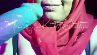 Hijab – sloppy fellatio