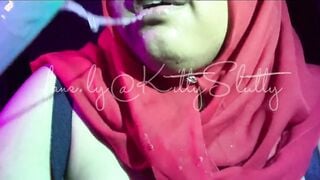 Hijab – sloppy fellatio