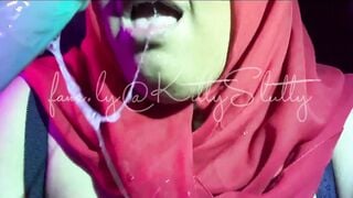 Hijab – sloppy fellatio