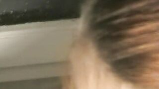 Lesben lecken sich zum Orgasmus