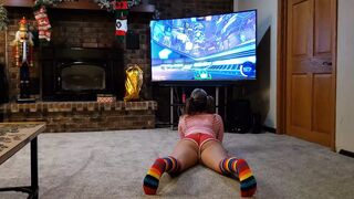 Daughter gets boned by stepfather clothed up as Santa Claus