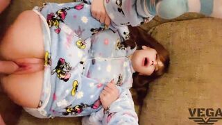 FATHER WATCHING THE SIMPSONS WITH HIS DAUGHTER & BONER