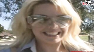 Dyke 3 way with vibrators twat licking and blonde girls