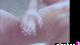 Bug melons Latin milf Karin Taylor posed totally nude after Hot swimming