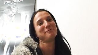 Solo Masturbation im Hotelzimmer Casting erfolgreich