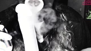 Vaping and Jerking off