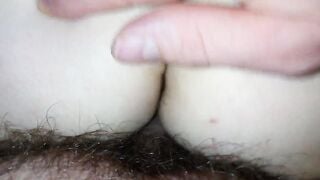 Cum on her booty
