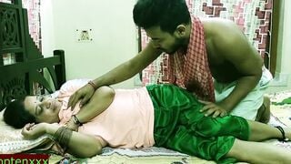 Cutie Beauty aunty ko barely legal Nokor ne accha se choda!! hindi audio